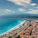 La baie des Anges et la promenade des Anglais à Nice